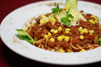 Bolonez soslu makarna